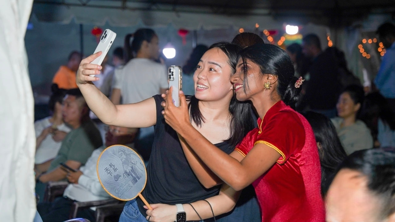 “The Second Chinese Food Carnival & China-Sri Lanka Talent Show” Kicks Off in Colombo